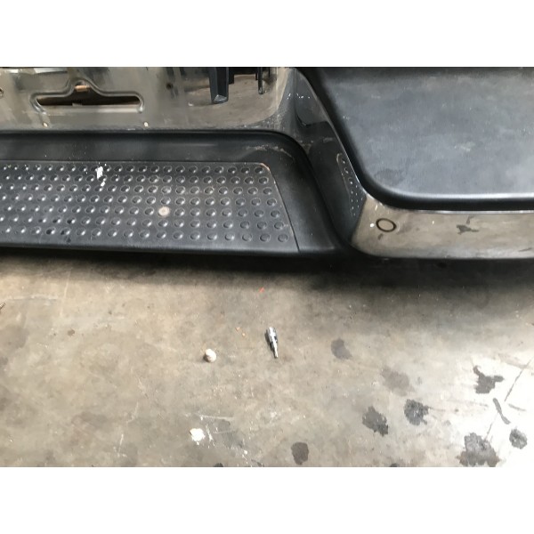Pára-choque Traseiro Amarok 2015/2022 Original Vw Usado