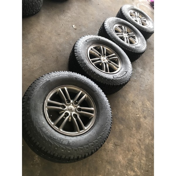 Jogo De Roda Com Pneu Da L200 Triton 2015 Aro 16 Original