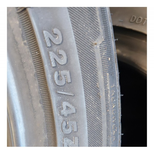 Pneu 225 45 17 Novo
