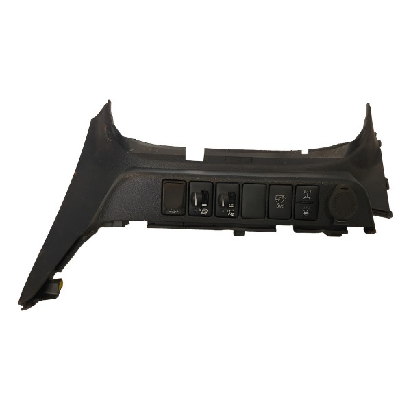 Moldura Tomada 12v Toyota Hilux Srx 2.8 2020 Original Usado.