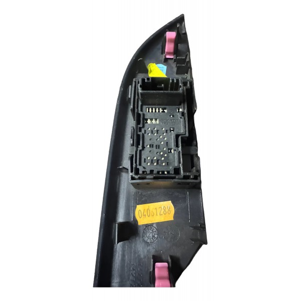 Botão Vidro Elétrico Tras Esq Toyota Hilux Sw4 Srx 2019