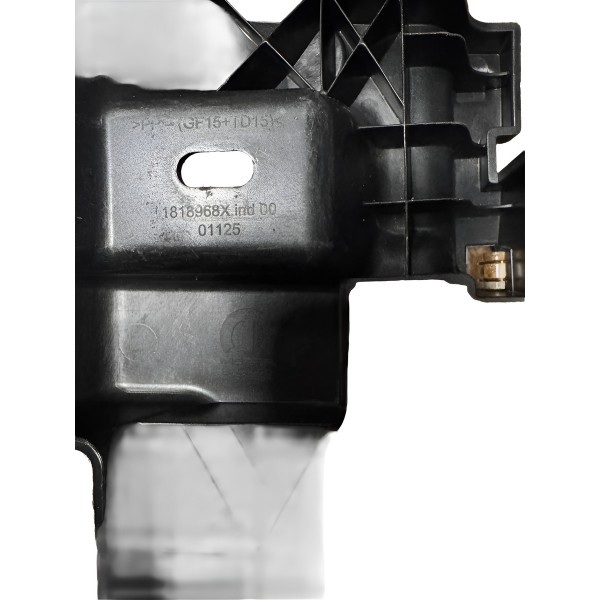 Guia Parachoque Traseiro Direito Fiat Toro 2016 A 2022 Orig