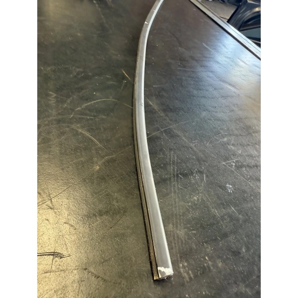 Pestana Dianteira Direita Amarok 2019 Original Preto