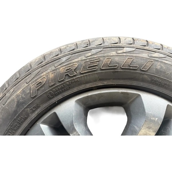 Roda Com Pneu Fiat Toro 225\65\17 Cinza-escuro