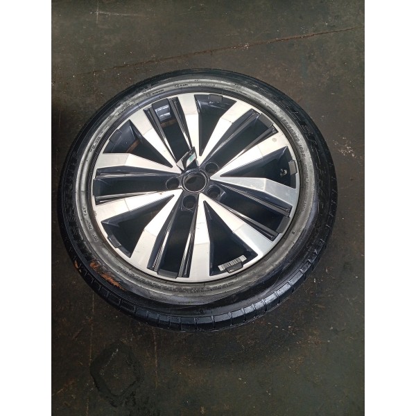 Roda Estepe Amarok 255/50r20 Original Usado.