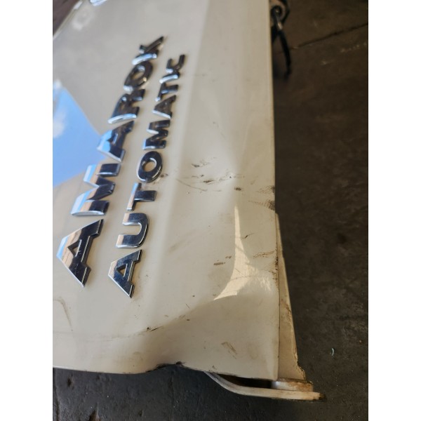 Tampa Traseira Amarok 2017 Branca C\detalhe Branco