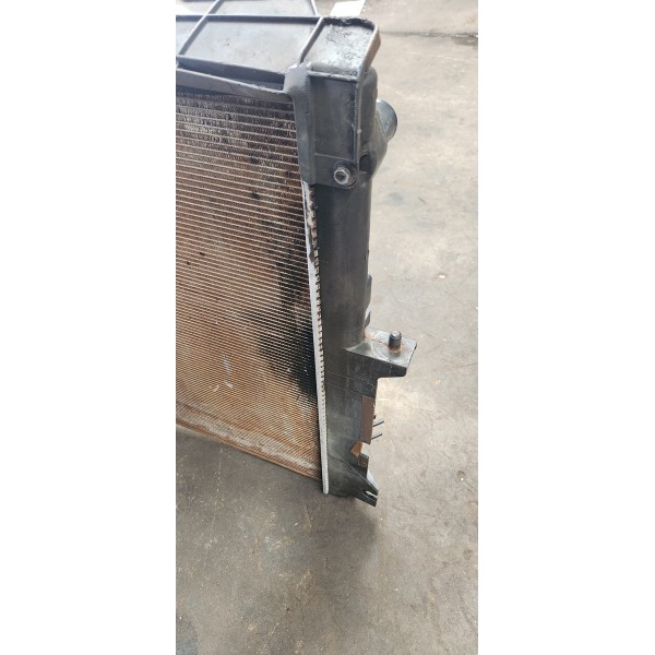 Radiador L200 Triton 3.2 2015 Original Usado