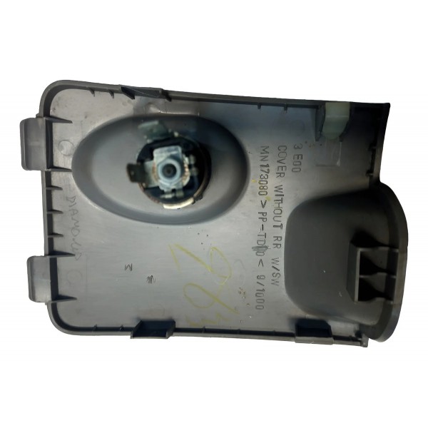 Acendedor De Cigarro L200-triton 2008/2015 Mn173080 Cinza