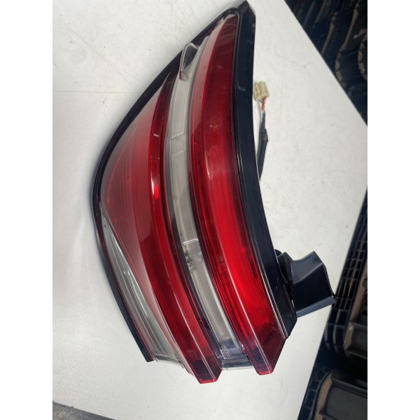 Lanterna Traseira Esquerda Hilux Sw4 2022/2023 Original Direito/passageiro Vermelho