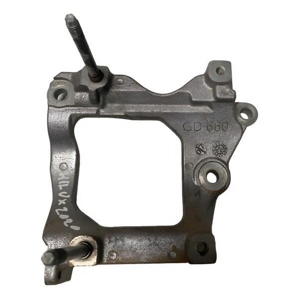 Suporte Compressor Ar Condicionado Hilux 2016/2018