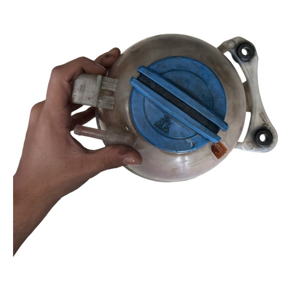 Reservatório Água Do Radiador Amarok 2010 A 2020 Usado