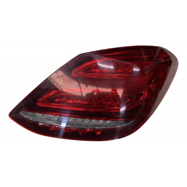 Lanterna Direita L.d Mercedes-benz C180 2018 - A2059060457 Direito/passageiro Vermelho