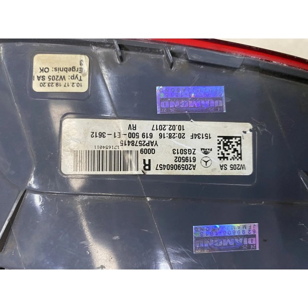 Lanterna Direita L.d Mercedes-benz C180 2018 - A2059060457 Direito/passageiro Vermelho