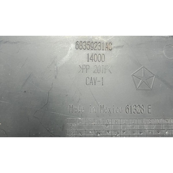 Vedação Central Do Radiador Ram 2500 3500 68359231ac