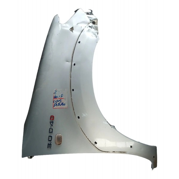 Para-lama Direito Hilux Sw4 3.0 2008/2015 Prata Detalhe