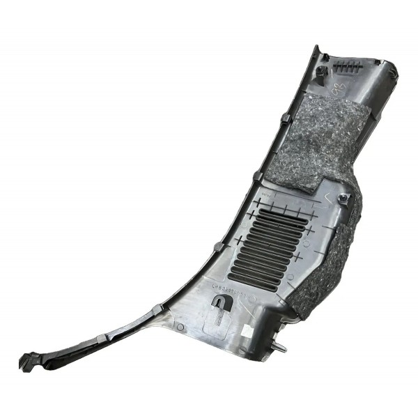 Moldura Coluna Traseira Esquerda Gm S10 2012/2018 Original Preto