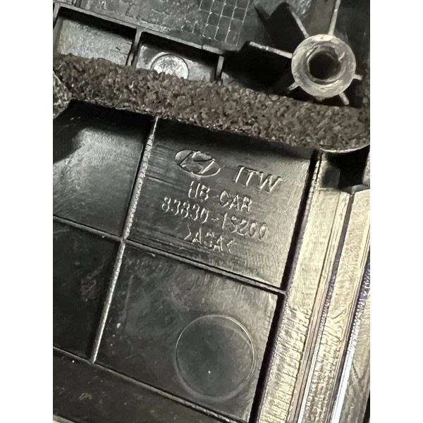 Moldura Externa Tras. Le Hyundai Hb20 1.0 2013/2018 Preto Preto