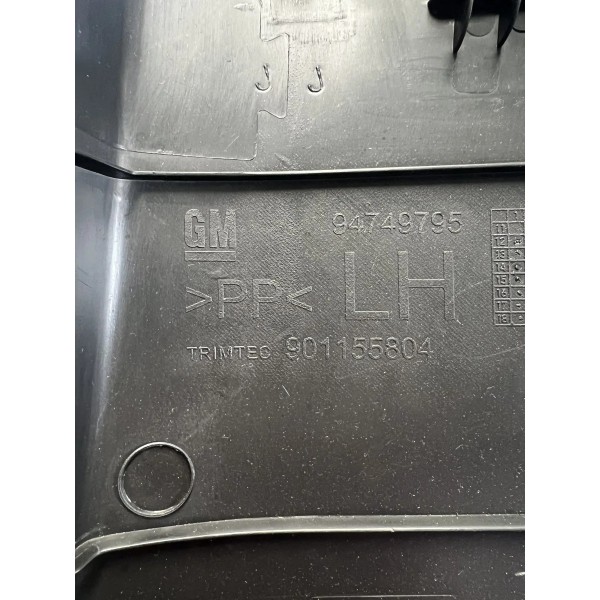 Moldura Coluna Central Esquerda Gm S10 2012 A 2023