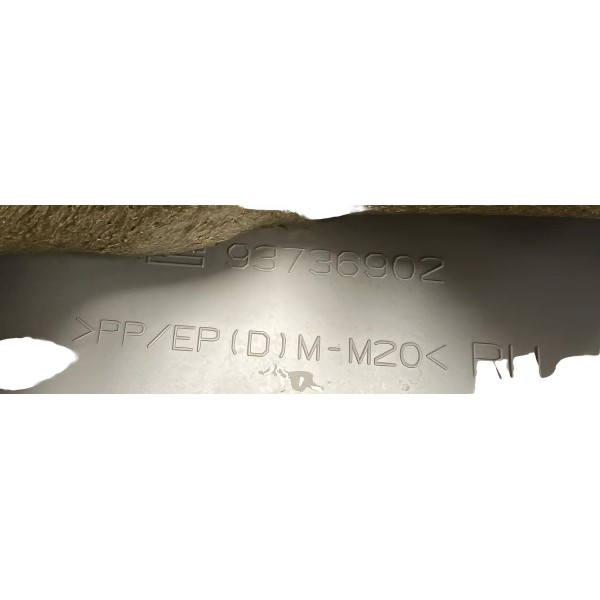 Acabamento Porta Traseira Direita Trailblazer Bege 2013/2022 Bege