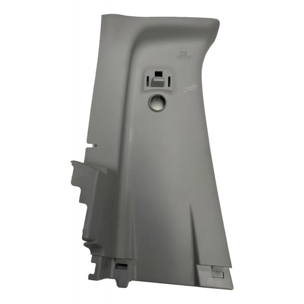 Acabamento Superior Coluna Traseira Esquerda Hilux 2016/2024