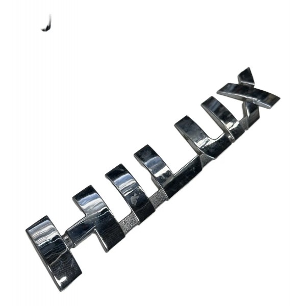 Emblema Tampa Traseira Toyota Hilux 2016/2024 Prateado