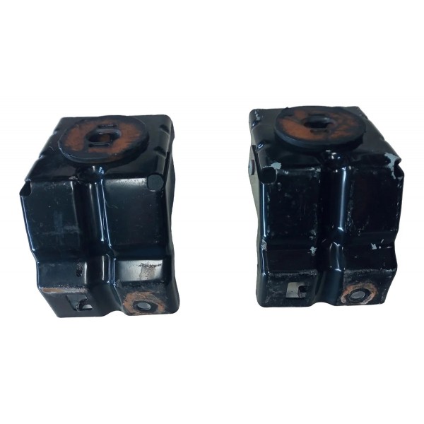 Par De Suporte Inferior Radiador Fiat Toro 2016/2020 Origina