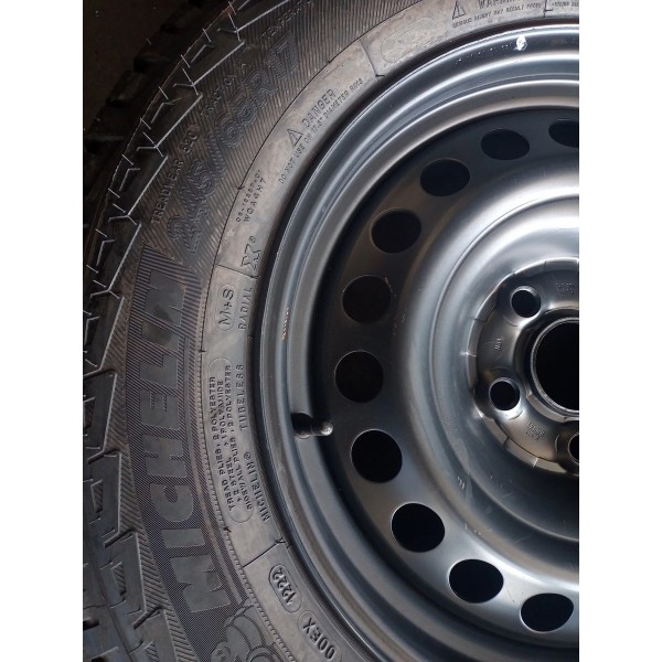 Roda Estepe Amarok V6 Pneu 245/65r17 2020/2022 Preto