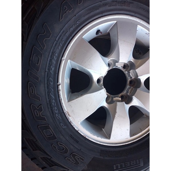 Roda 16 Avulsa C/pneu Hilux Sw4 3.0 2006/2015 Original