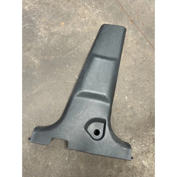 Acabamento Inferior Coluna Direita Pajero Tr4 2015 Mr346032
