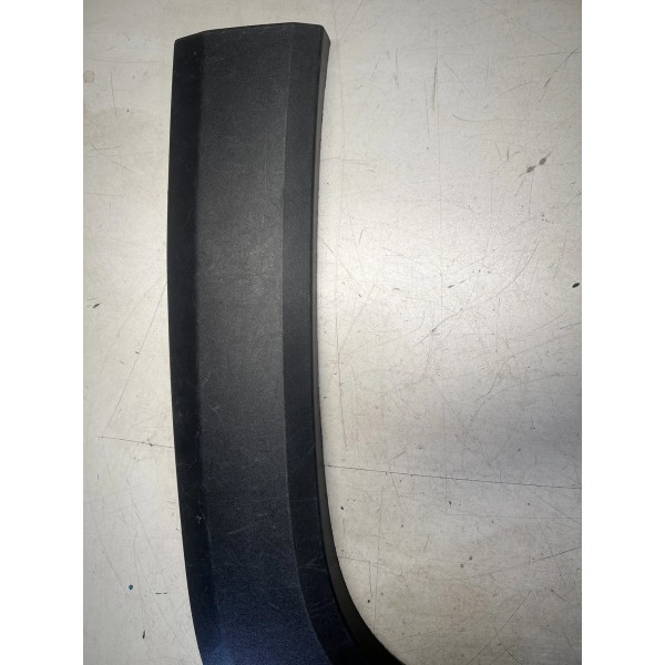 Moldura Paralama Traseiro Direito Jeep Renegade 2017 A 2021 Preto