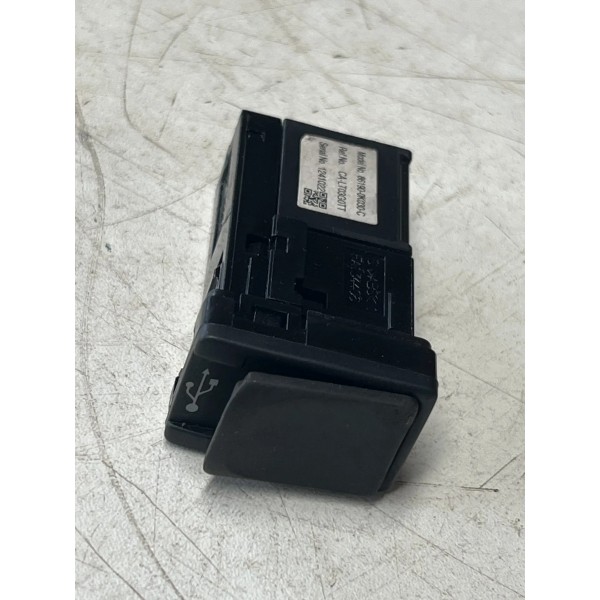 Entrada Usb Auxiliar Toyota Hilux Sw4 2.8 2016 A 2023 Preto