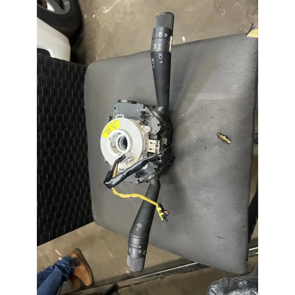 Chave De Seta Com Disk Fiat Strada Ranch 2023 Original