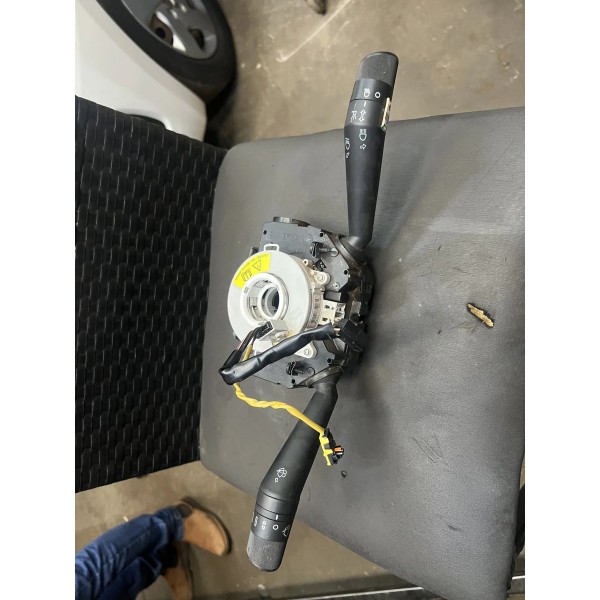 Chave De Seta Com Disk Fiat Strada Ranch 2023 Original