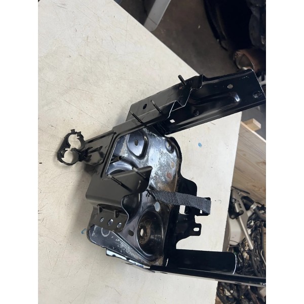 Suporte Bateria Fiat Strada 2021 A 2025 Original