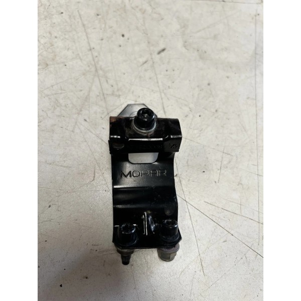 Suporte Porta Fiat Strada 2023 Original Mopar