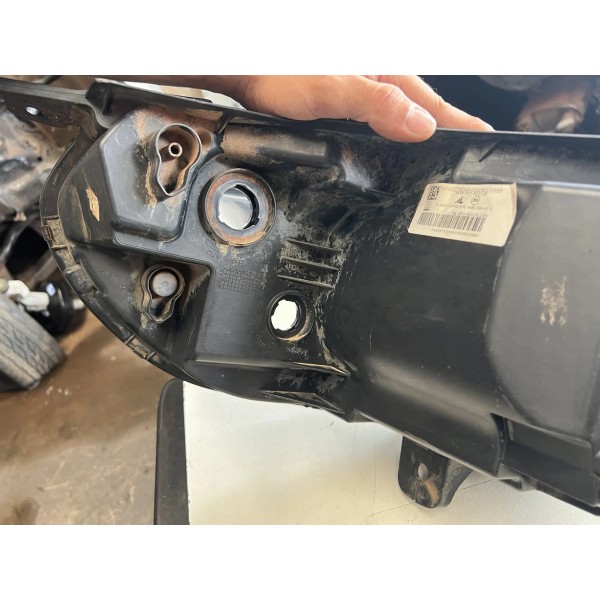 Farol Dianteiro Direito Fiat Strada 2021 - 2024 Original Direito/passageiro