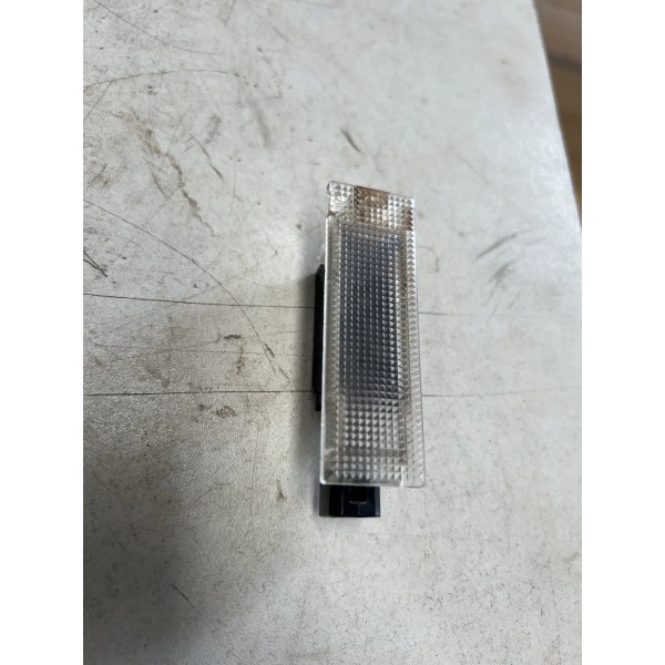 Luz Cortesia Interna Fiat Strada 2023 Original