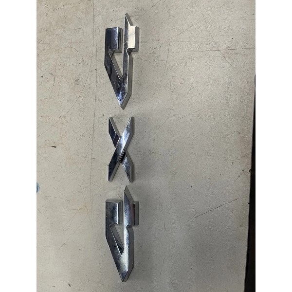 Emblema 4x4 Dodge Ram 3500 2022 Prateado
