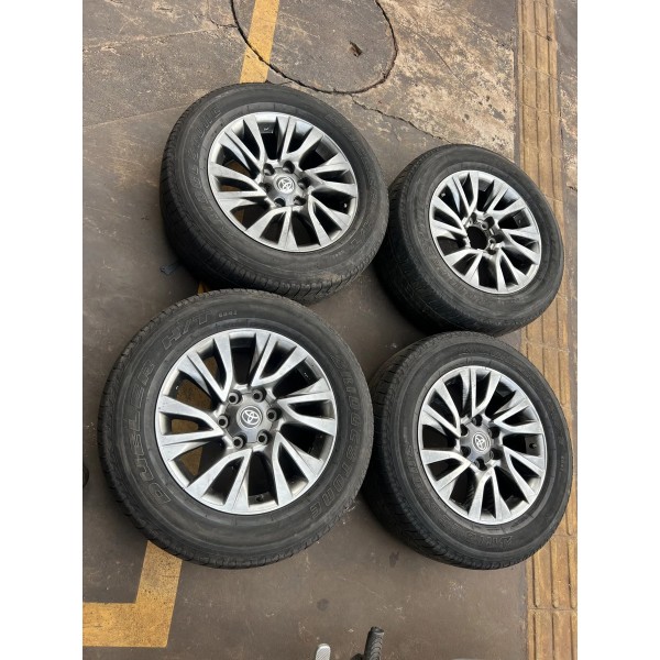 Jogo De Rodas Toyota Hilux Sw4 2021 Srx 2021 Original
