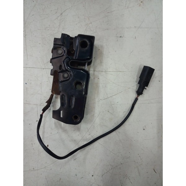 Fechadura Tranca Capô Amarok 2013/2018 2.0