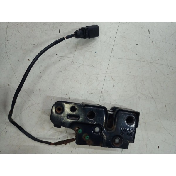 Fechadura Tranca Capô Amarok 2013/2018 2.0