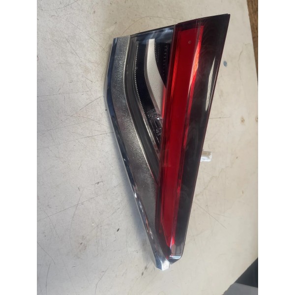 Lanterna Traseira Esquerda Tampa Toyota Corolla 2023 Esquerdo/motorista Vermelho