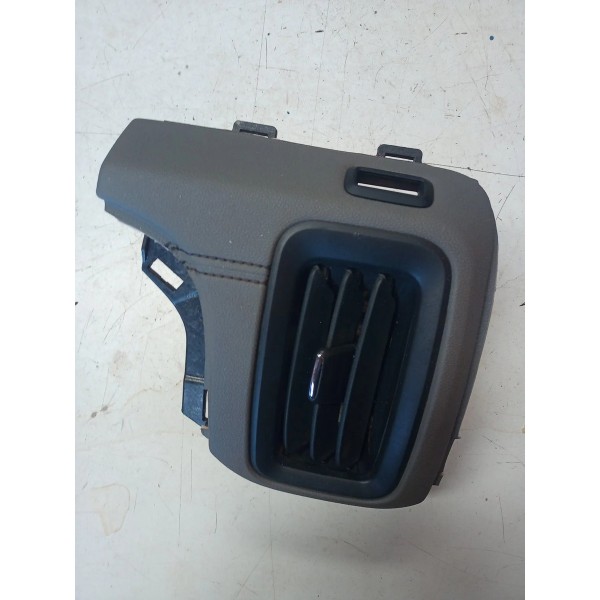 Difusor Ar Esquerdo S10 2019/2021 52124641 (usado)