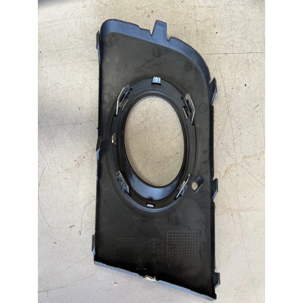 Moldura Farol Milha Direito Vw Amarok 2010/2016 Preto Direito