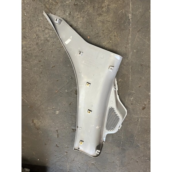 Moldura Coluna Traseira Direita L200 Triton 2012 Original