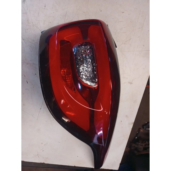 Lanterna Direito Fiat Toro 2020/2022 48840748 (usado) Direito/passageiro