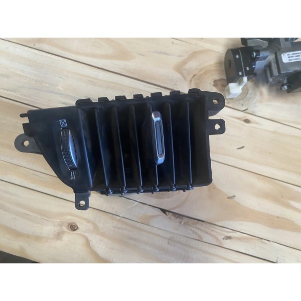 Difusor Ar Traseiro Dodge Ram 2500 Original (com Detalhe)