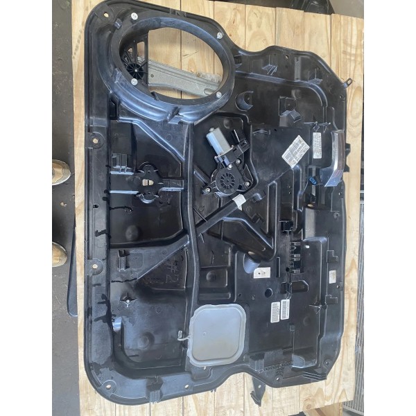 Suporte Máquina De Vidro Diant. Dire Ram 2500 2022 Original