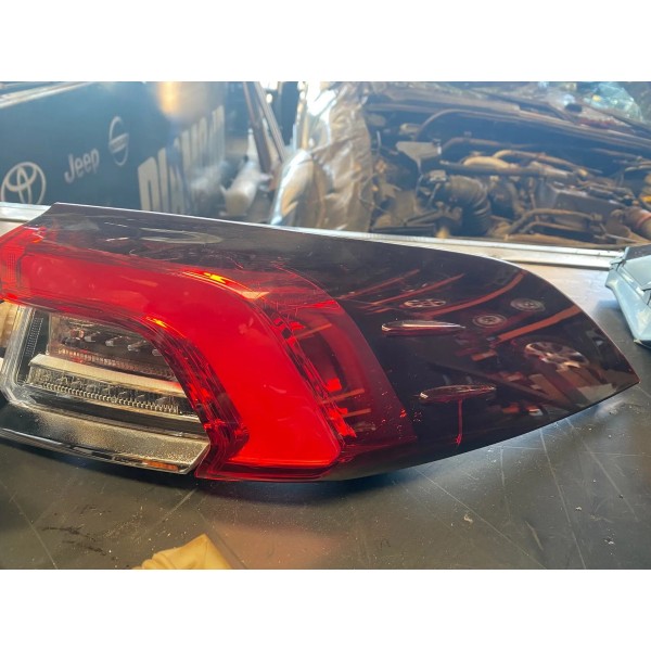 Lanterna Direita Toyota Corolla Altis Led 2023 Original Deta