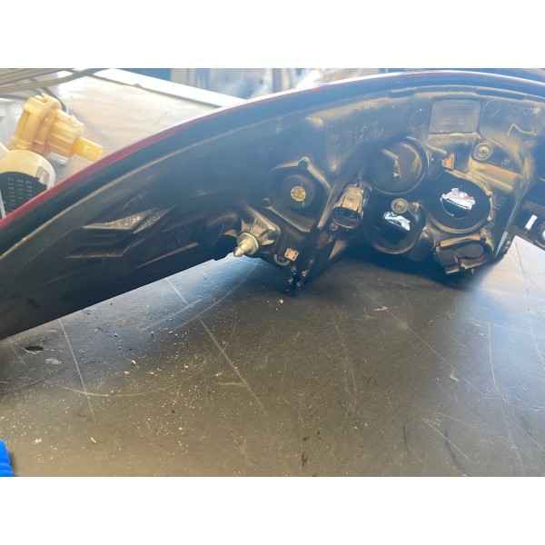 Lanterna Direita Toyota Corolla Altis Led 2023 Original Deta